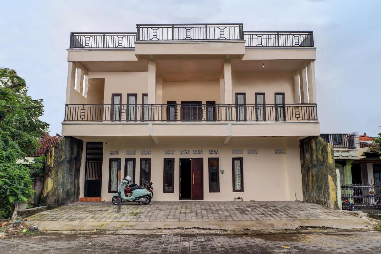 Oyo 91864 Holistic Stay Jimbaran المظهر الخارجي الصورة